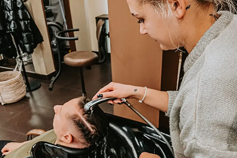 Máme pro vás tajnou zbraň proti lupům a seboroické dermatitidě #SCRUB